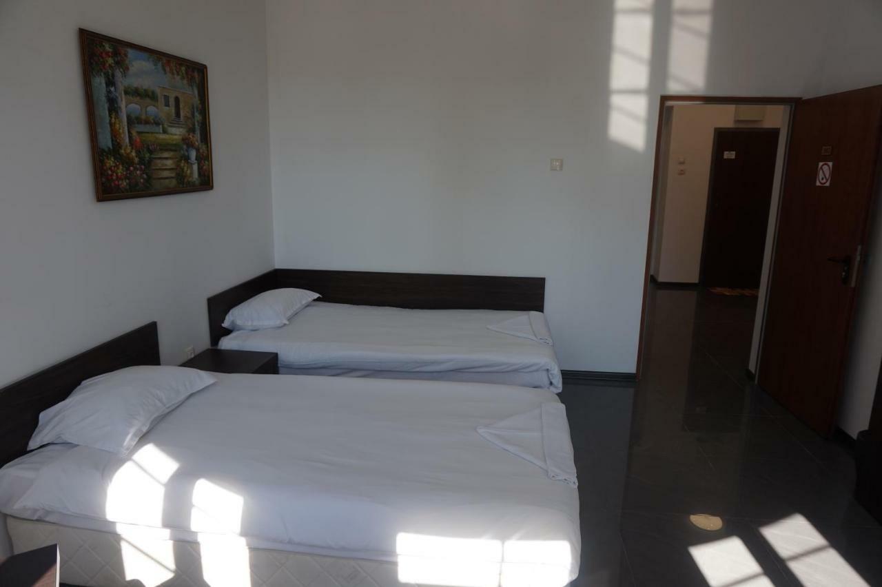בורגאס Seaside Guest Rooms מראה חיצוני תמונה