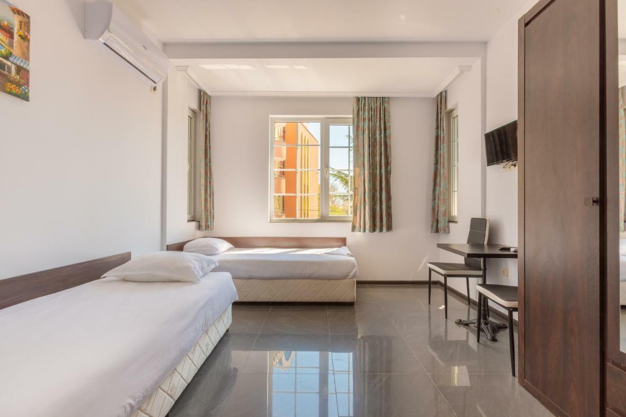 בורגאס Seaside Guest Rooms מראה חיצוני תמונה